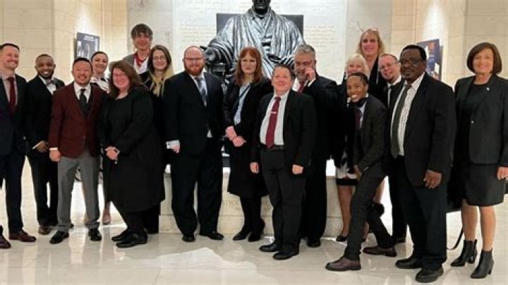 Latest: 10 Transgender Attorneys Gain Supreme Court Admissions!