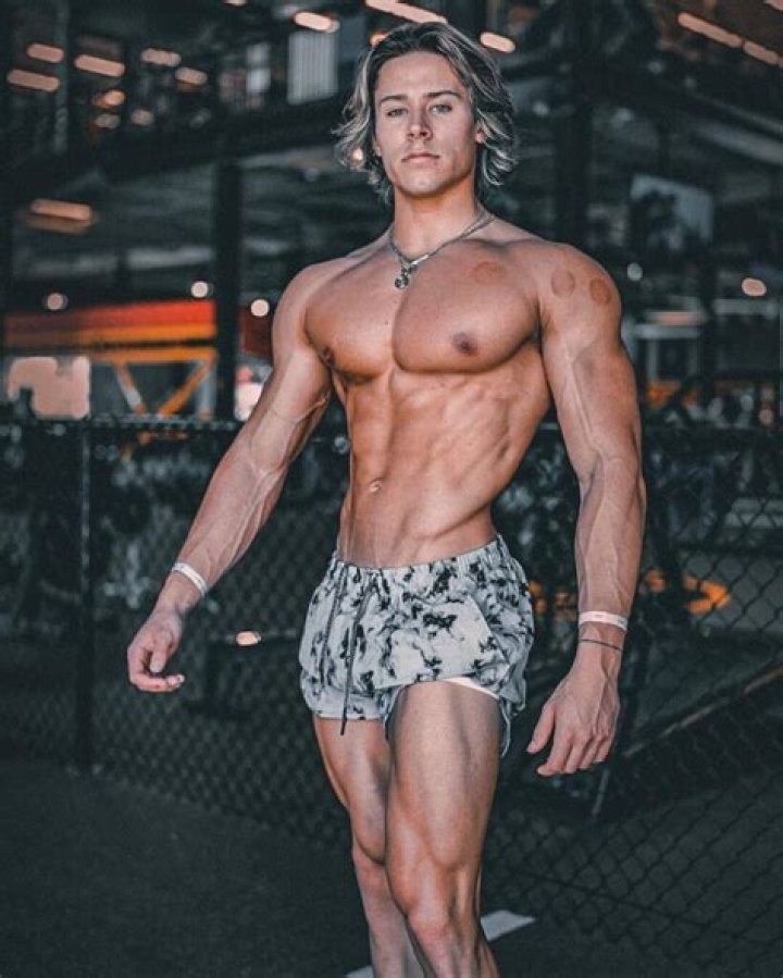 Unveiling Alex Eubank's Weight And Height: Insights And Key Revelations