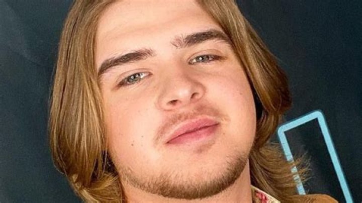 All About Colin Stough From American Idol: Social Media And More