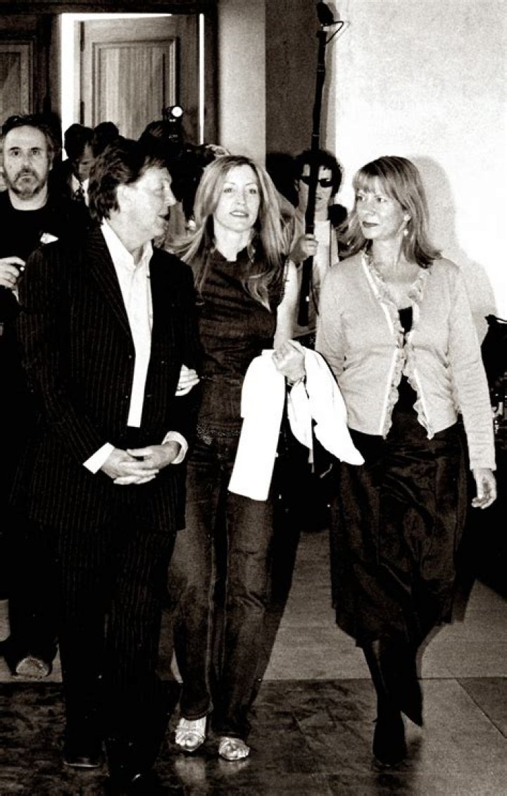 Anthea Norman-Taylor: Renowned Artist And Visionary