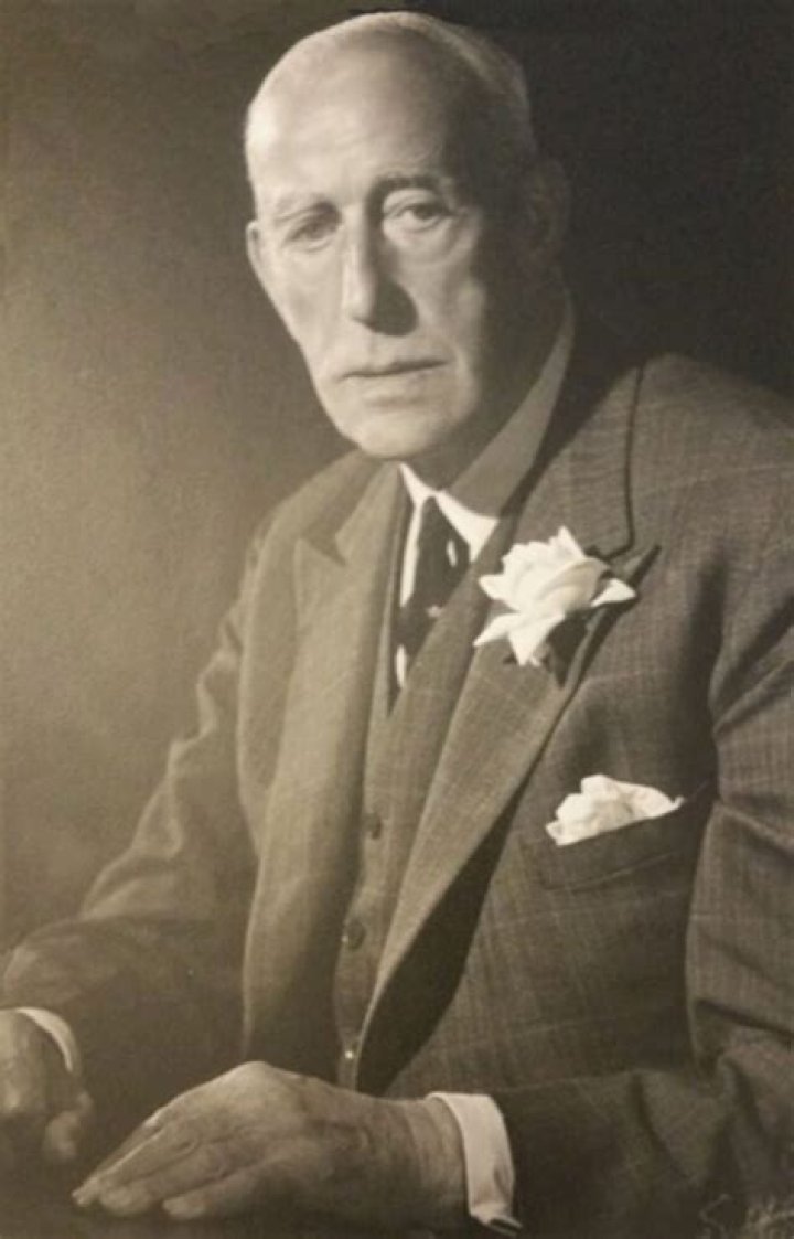 Basil Sanderson: The Ultimate Guide