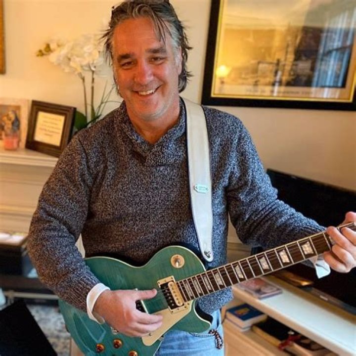 Meet The Enigmatic Bob Quinlan: Unraveling His Influence