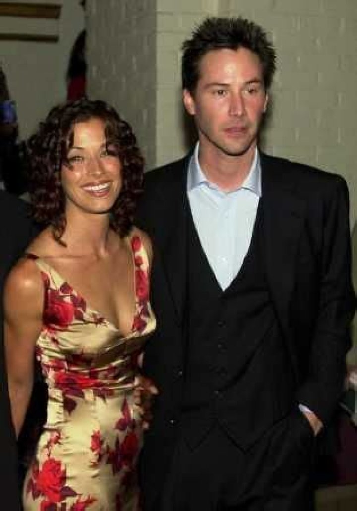 Dive Into Brooke Langton's Relationships