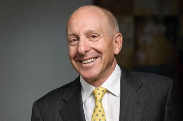 The Vanguard Visionary: Dan Wiener's Investment Insights