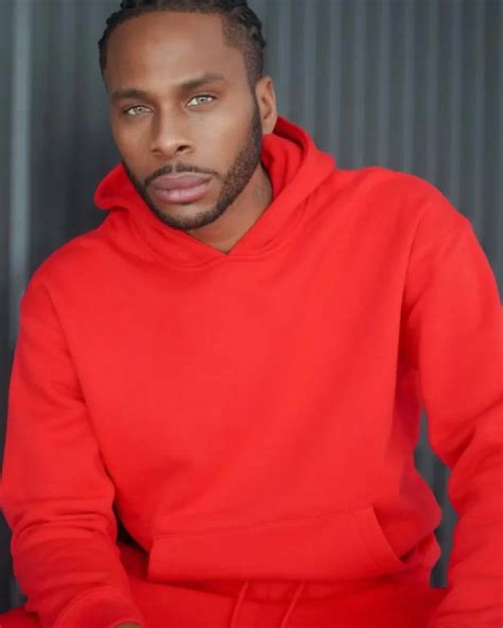 Dexta Daps: All You Need To Know About His Physique, Wealth, And Age