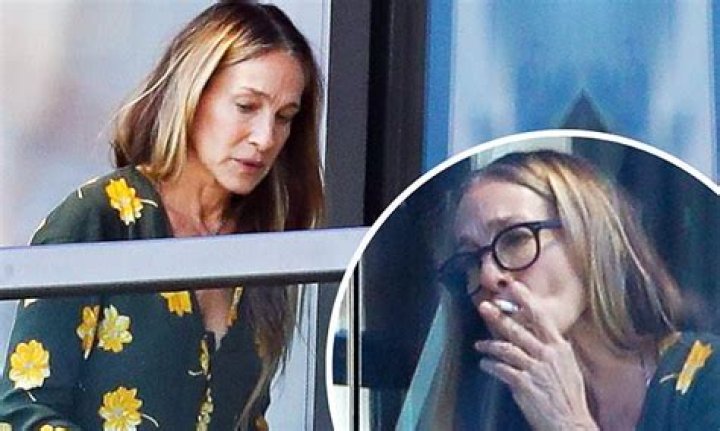 Sarah Jessica Parker's Smoking Habits Revealed
