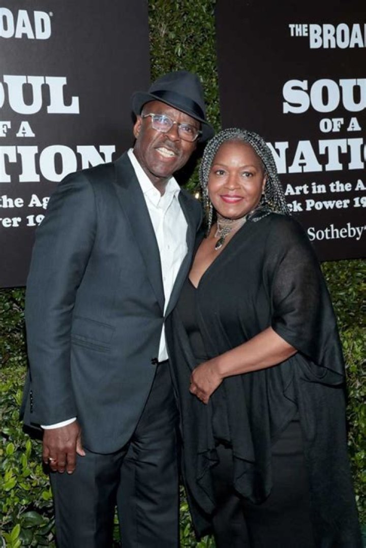 Does Angela Bassett Have A Twin Sister: Who Is D'nette Bassett?