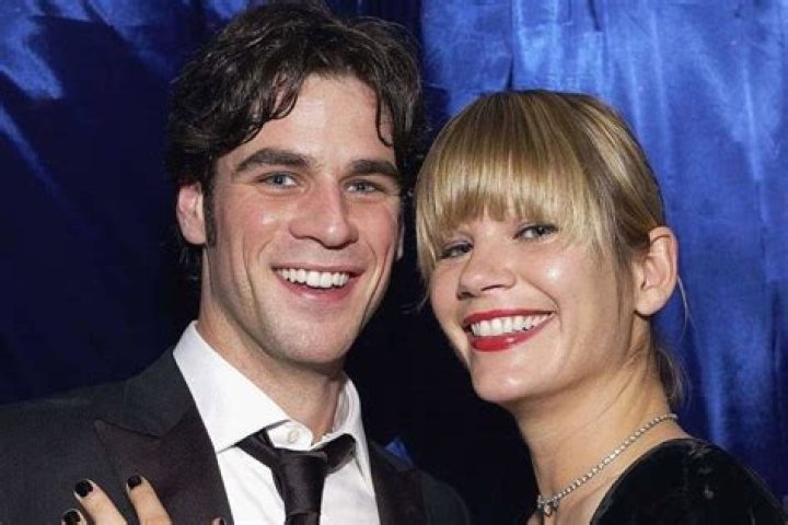 Unveiling The Private Life Of Eddie Cahill's Wife: Surprising Discoveries