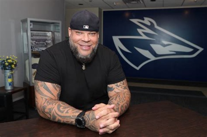 Eric Tyrus And The Mystery Of Siblings