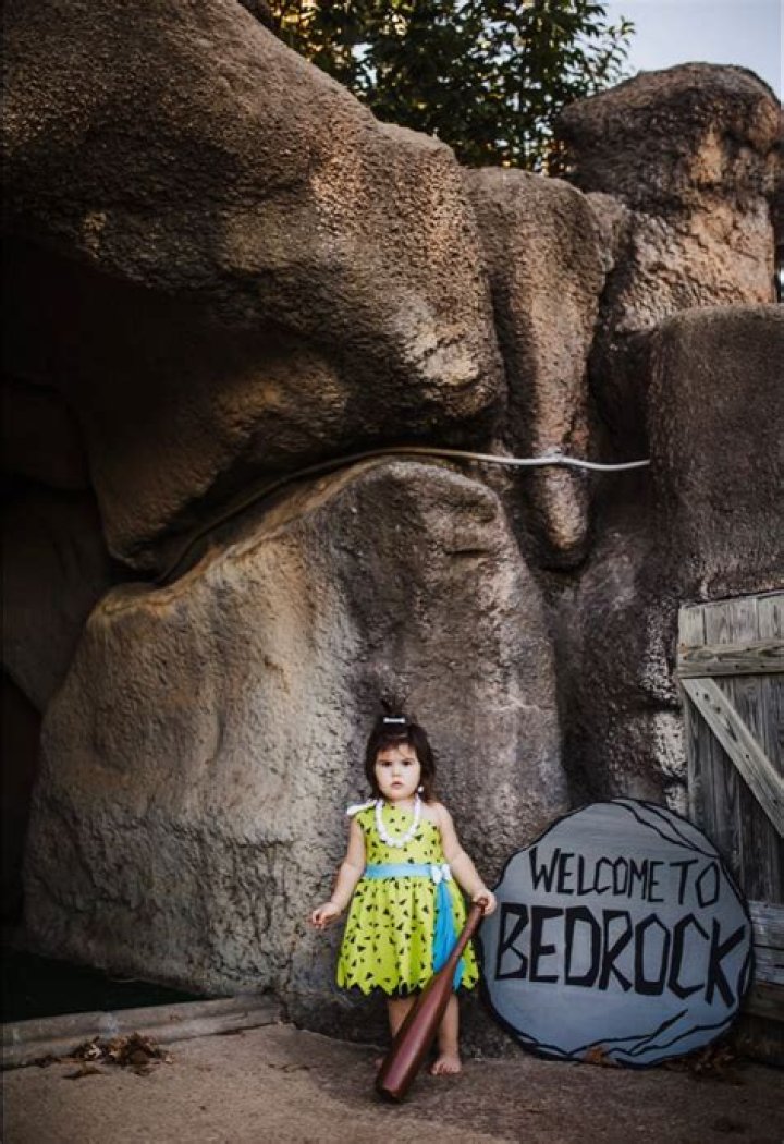 Stunning Photoshoot Inspired By The Flintstones