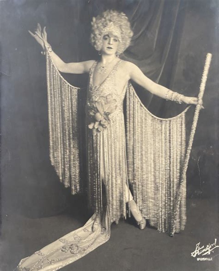 Unlocking The Secrets Of Francis Renault: A Portrait Of An Automotive Visionary