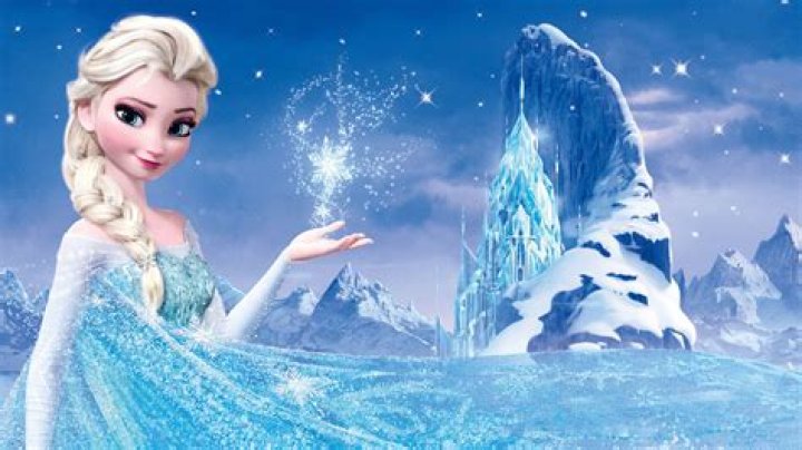 See Frozen Elsa Photos That Will Make You Want To Watch The Movie Again