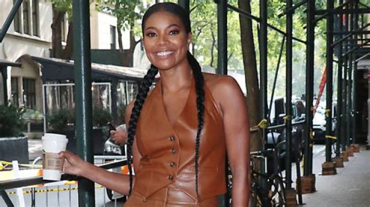 Gabrielle Union's Pride Journey With Zaya On 'Bring It On' Float | LGBTQ+ Inclusivity