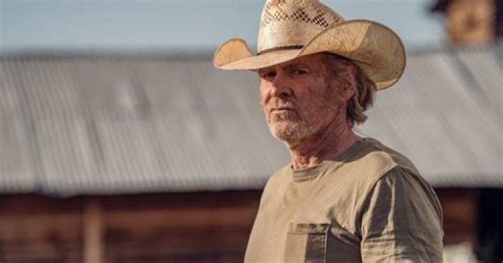 Garrett Randall & John Costner's On-Screen Rivalry In Yellowstone