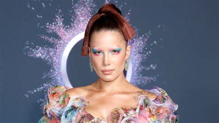 Halsey's Grammy Snub: Not Always About Music Quality