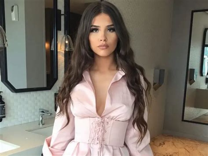 What's The Age Of Leah Halton: The Complete Scoop