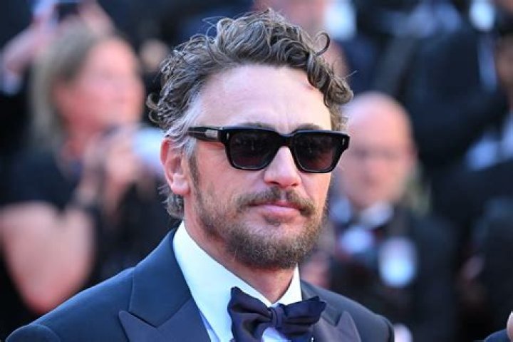 How Crazy Rich Is James Franco? Here's The Shocking Truth
