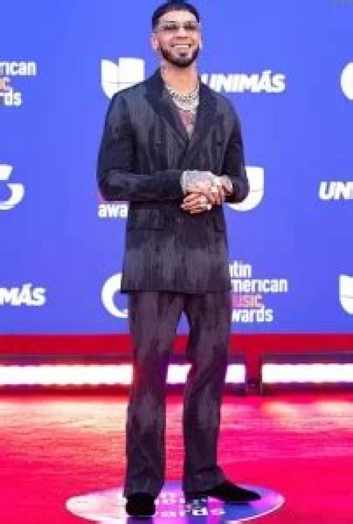 Unveiling Anuel AA's Height: Discoveries And Insights