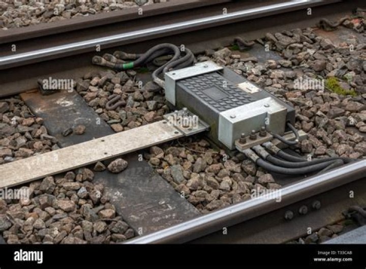 Ultimate Guide To Impedance Bonding In Railway Systems