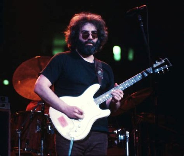 The Mysterious Case Of Jerry Garcia's Missing Finger: Uncovering The Truth