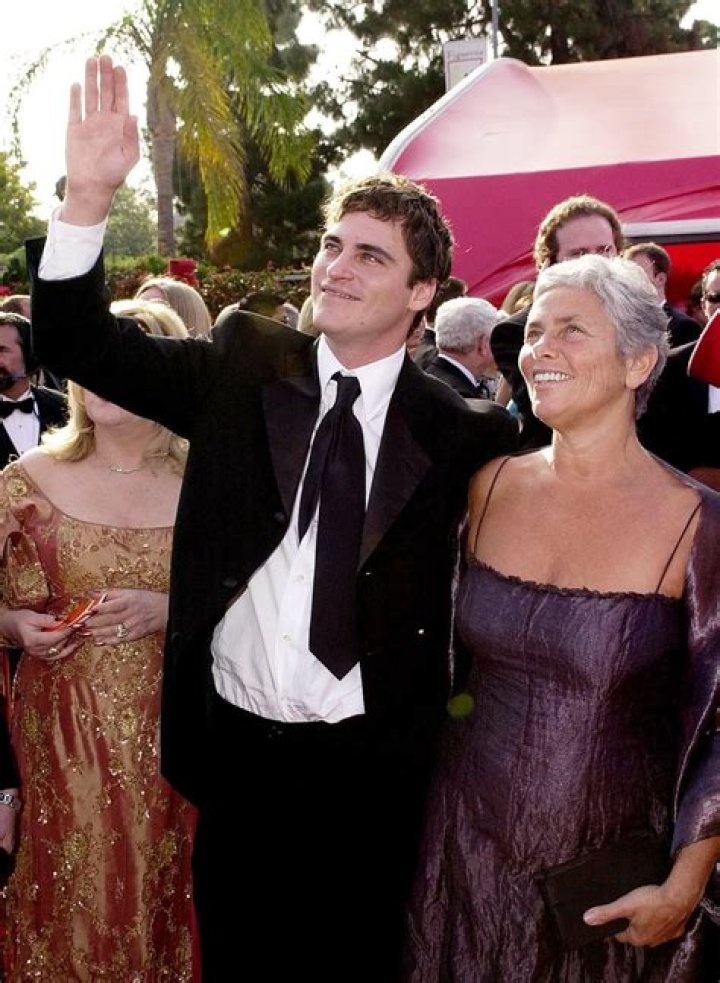 Unveiling The Heartfelt Legacy Of Joaquin Phoenix's Mother: Discoveries And Insights