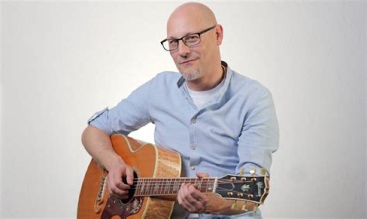 John Born: A Comprehensive Guide To The Renowned Author