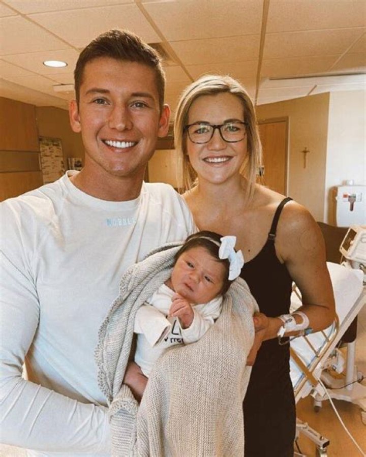 Discover The True Age Of South Dakota's Rising Star: Kassidy Noem