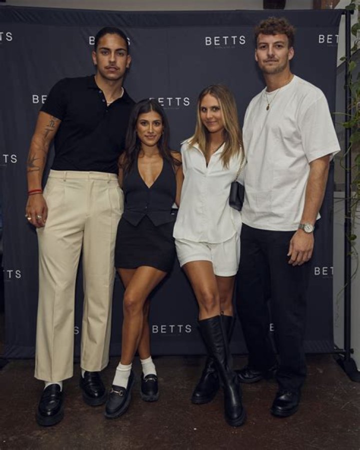 Layla John's Love Island Romance: A Comprehensive Guide To Her Boyfriend