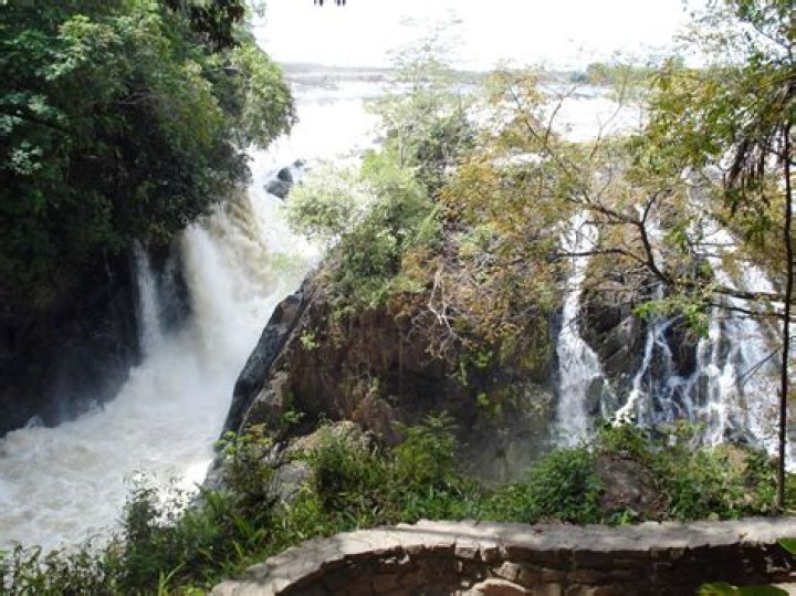 Discover The Enchanting Beauty Of La Llovizna Park