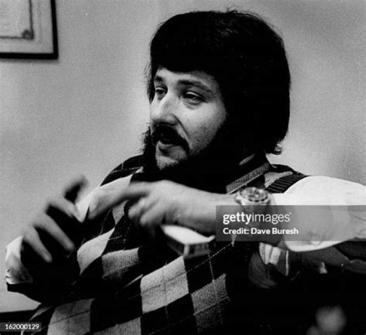 Meet Larry Goldblatt: A Renowned Photography Master