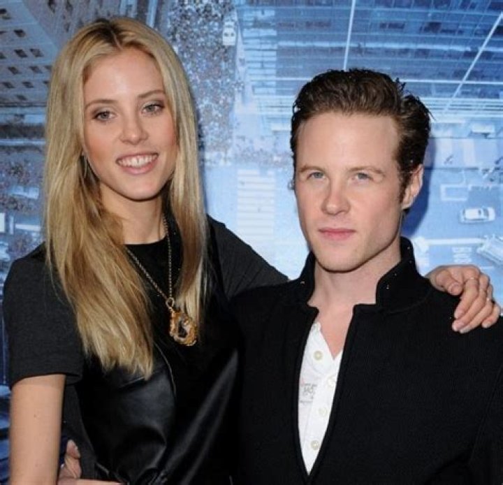 Uncover The Secrets: Lauren German's Spouse Revealed