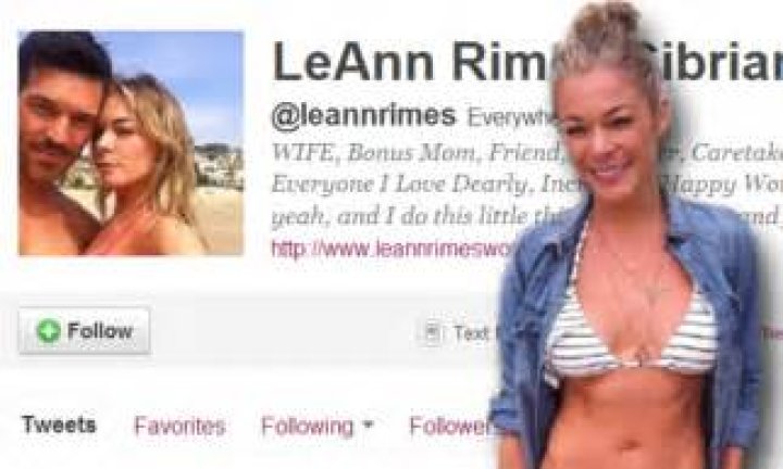 Stay Connected: LeAnn Rimes Tweets