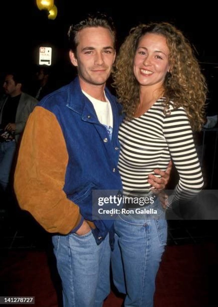 Unveiling The Timeless Love Story Of Luke Perry And Minnie Sharp