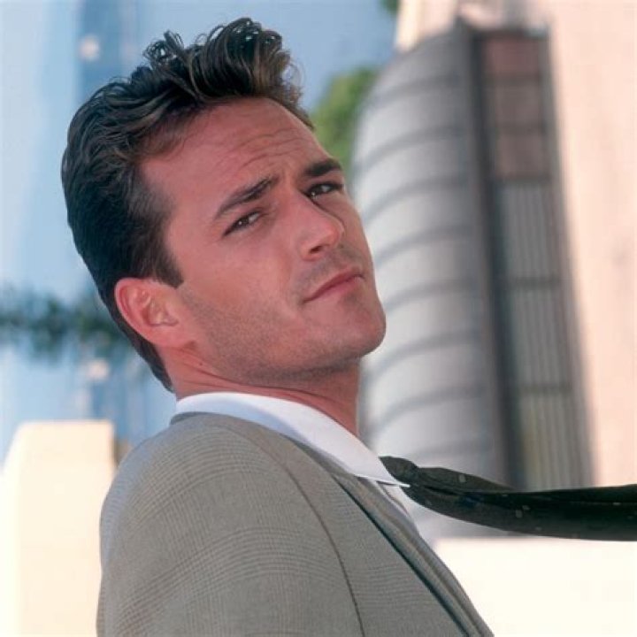 Luke Perry Images: A Photographic Journey Of An Iconic Actor