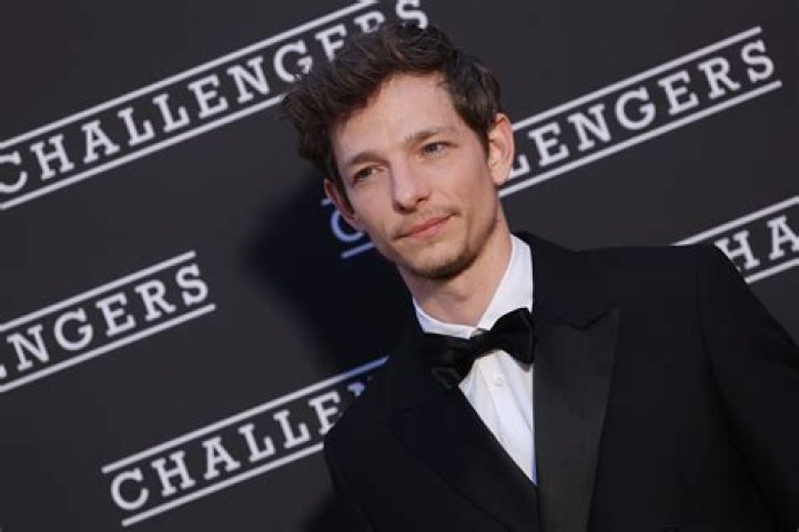 Mike Faist: Relationship History Unveiled