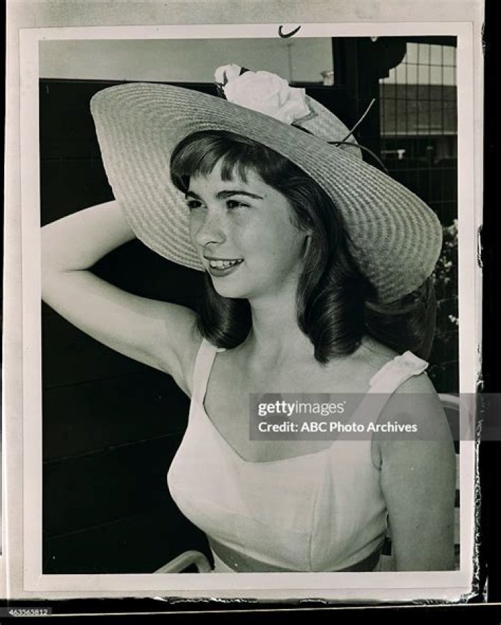 Obituary For Lydia Reed: A Tribute To A Beloved Mother And Friend