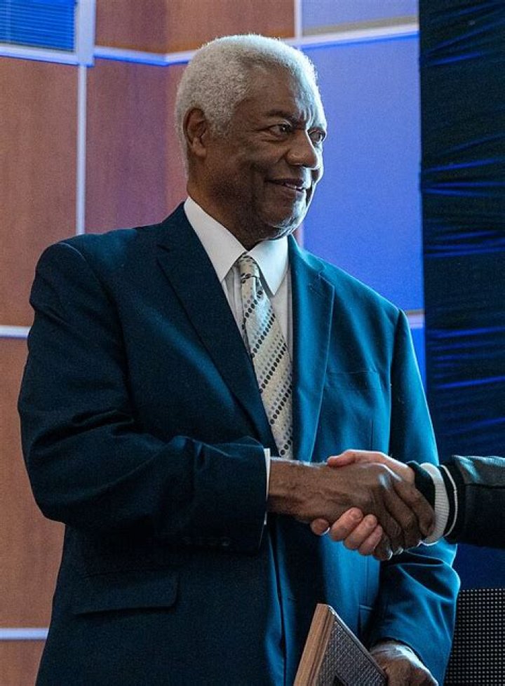 Oscar Robertson Gallery: Stunning Images Of A Basketball Legend