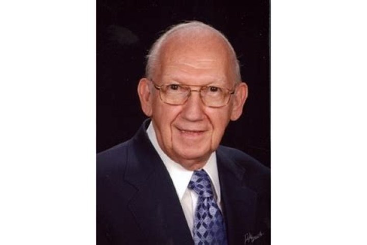 In Memory Of Paul Pfeiffer: A Life Remembered