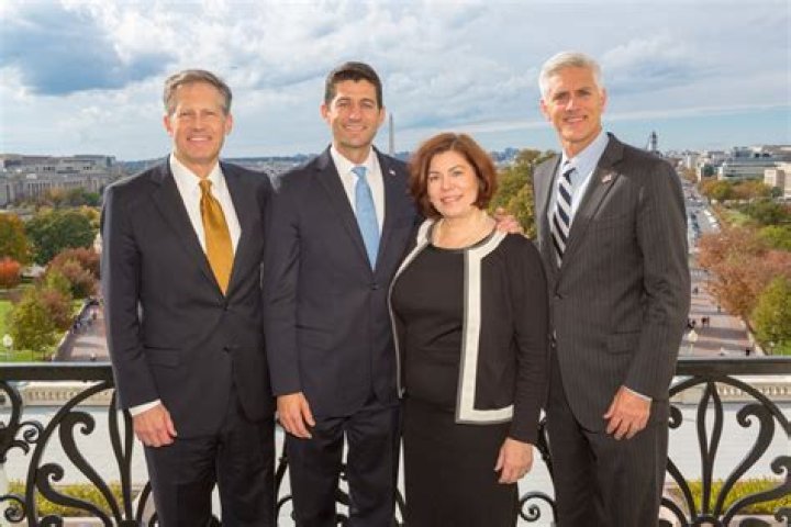 Paul Ryan's Siblings Meet Tobin Ryan Janet For The First Time | Breaking News