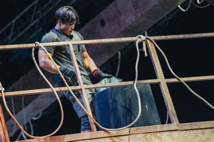 Yun 'Iron Man' Sung-bin Met Robert Downey Jr. Before the Show