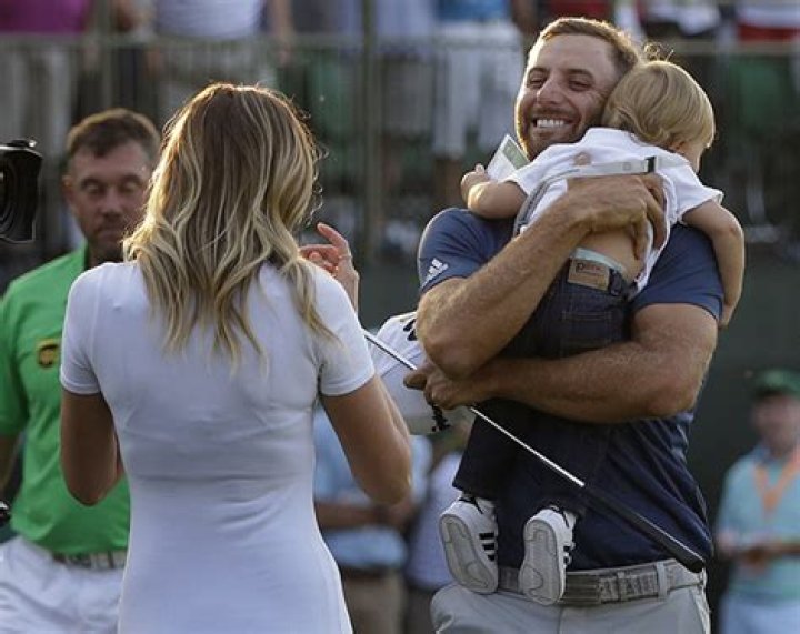Paul-ina: Paulina Gretzky Embraces Dustin Johnson With Son After Epic Win