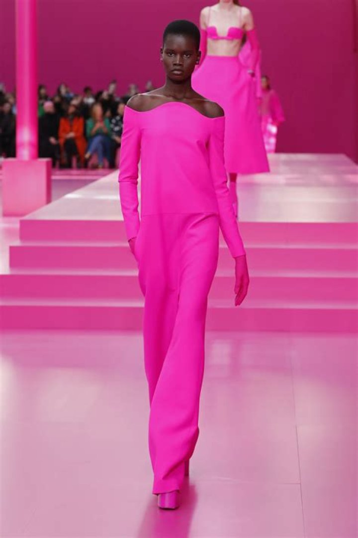 Unleash The Runway: A Captivating Pink Fashion Spectacle