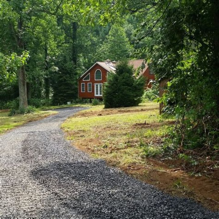 The Ultimate Landscaping Guide For Presidential-Style Lawns