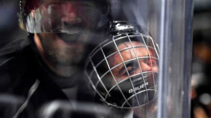 Explosive Hockey Collision: Pronger Thunders Into Bieber On Ice