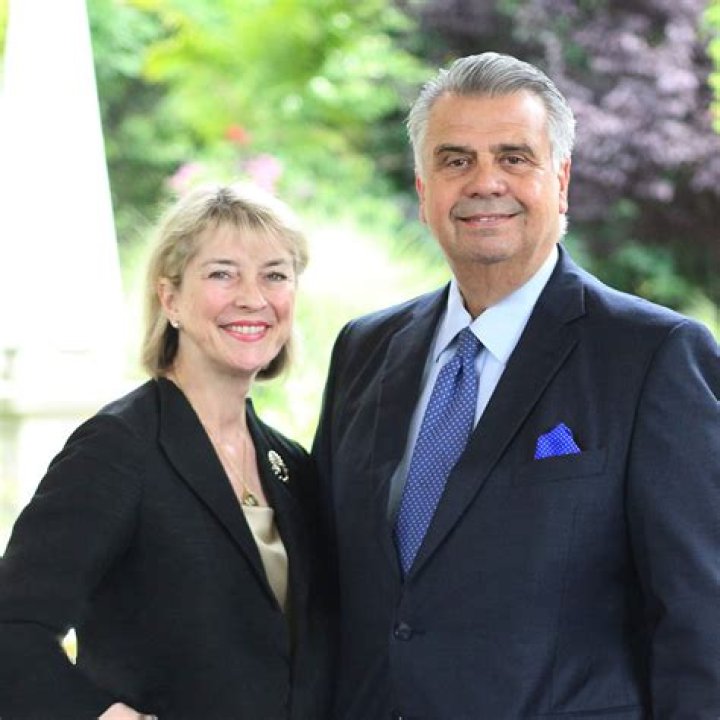 Discover The Enormous Wealth Of Richard Nicotr