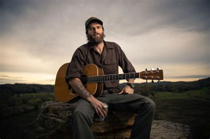 Country Stars Riley Green And Canaan Smith: A Dynamic Duo