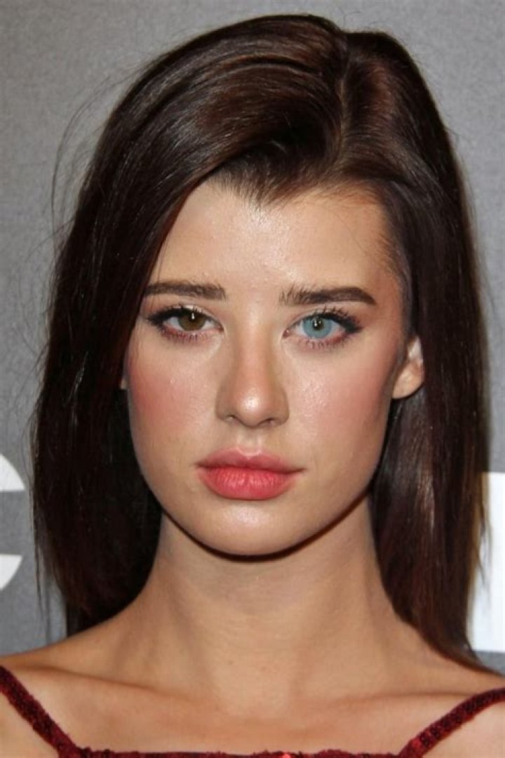 Discover The Unfiltered World Of Sarah McDaniel: Insights And Controversies