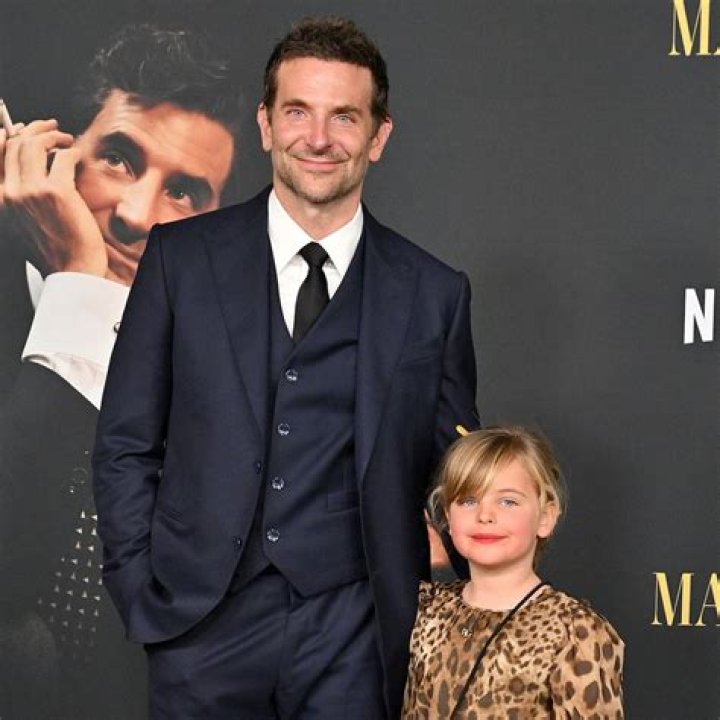 Bradley Cooper & Irina Shayk's Daughter Lea Makes Her Red Carpet Debut