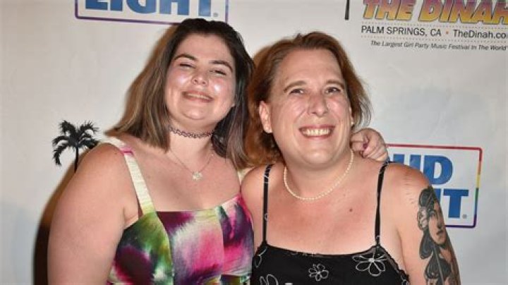 See Inside Jeopardy Champ Amy Schneider's Intimate Wedding