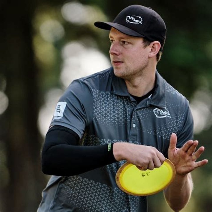 Unveiling The Secrets Of Simon Lizotte's Longevity In Disc Golf